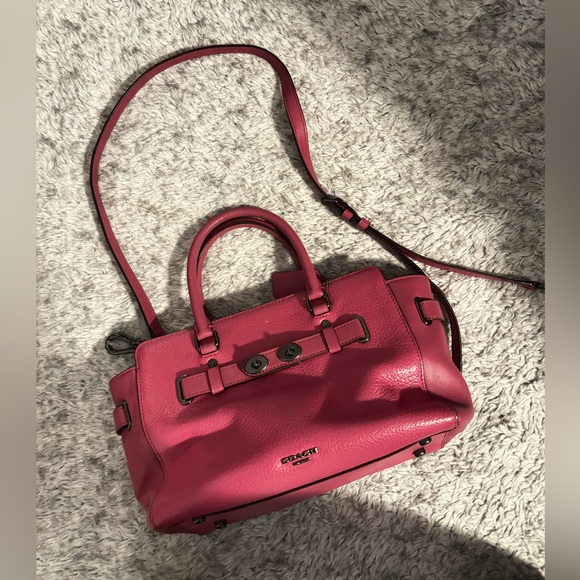 COACH bag.. - Picture 1 of 8